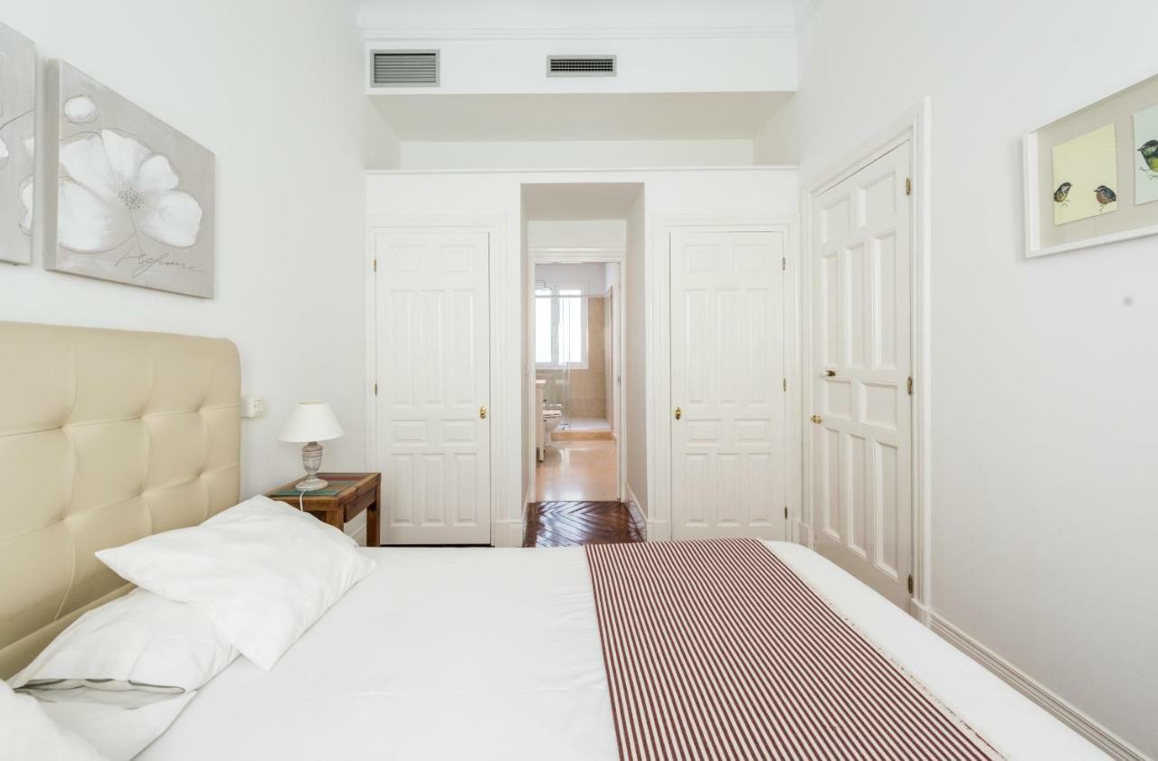 Apartamentos Alcala Madrid Luaran gambar