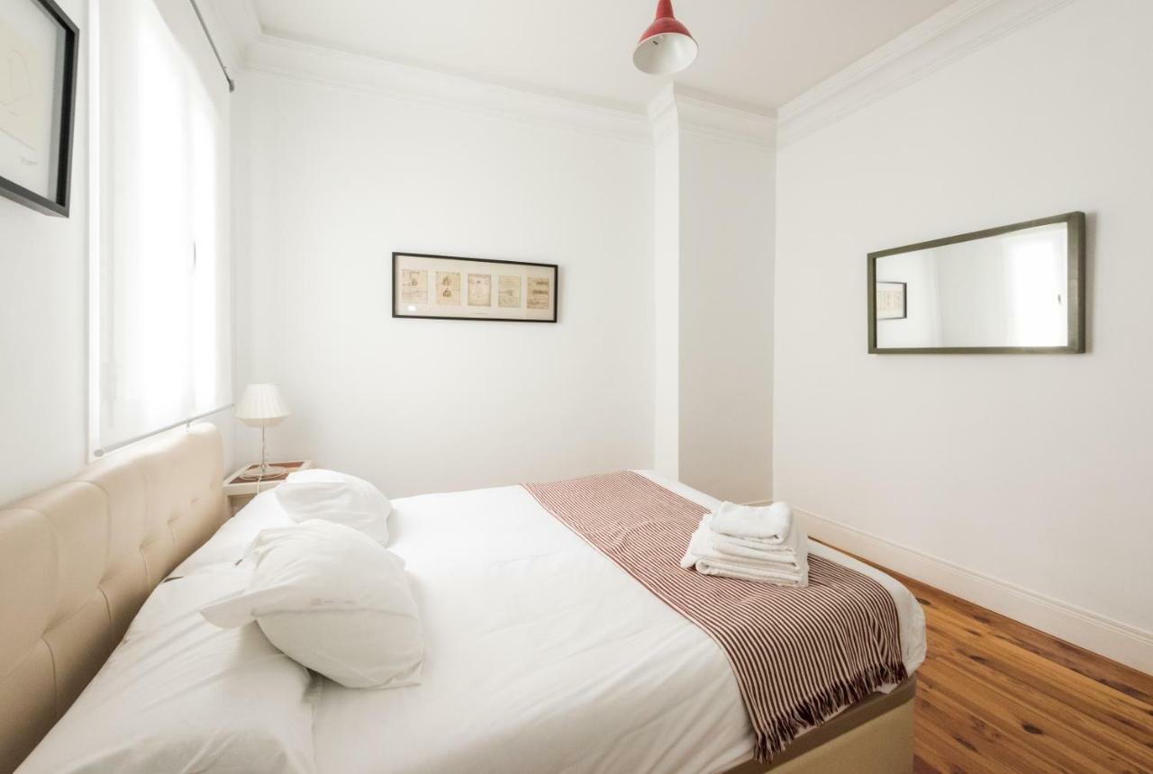 Apartamentos Alcala Madrid Luaran gambar