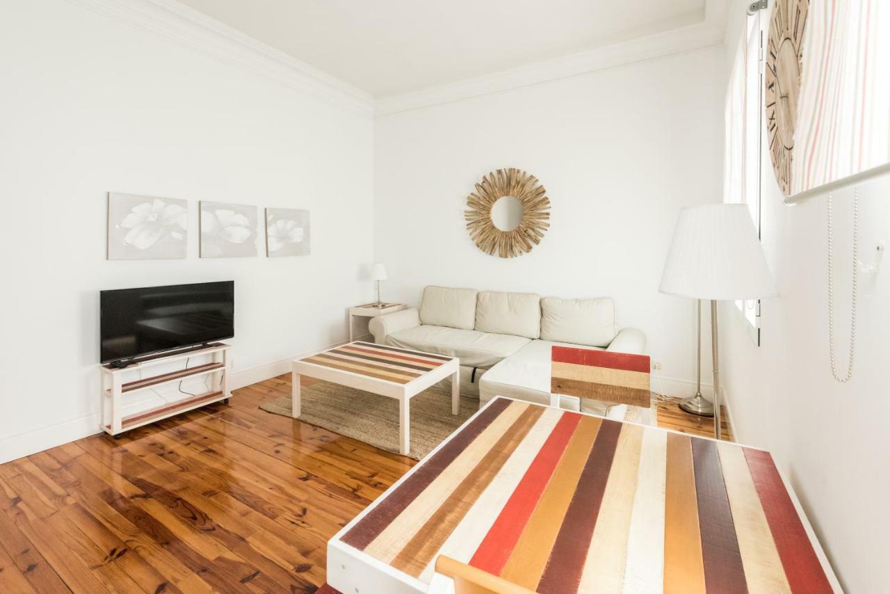 Apartamentos Alcala Madrid Luaran gambar